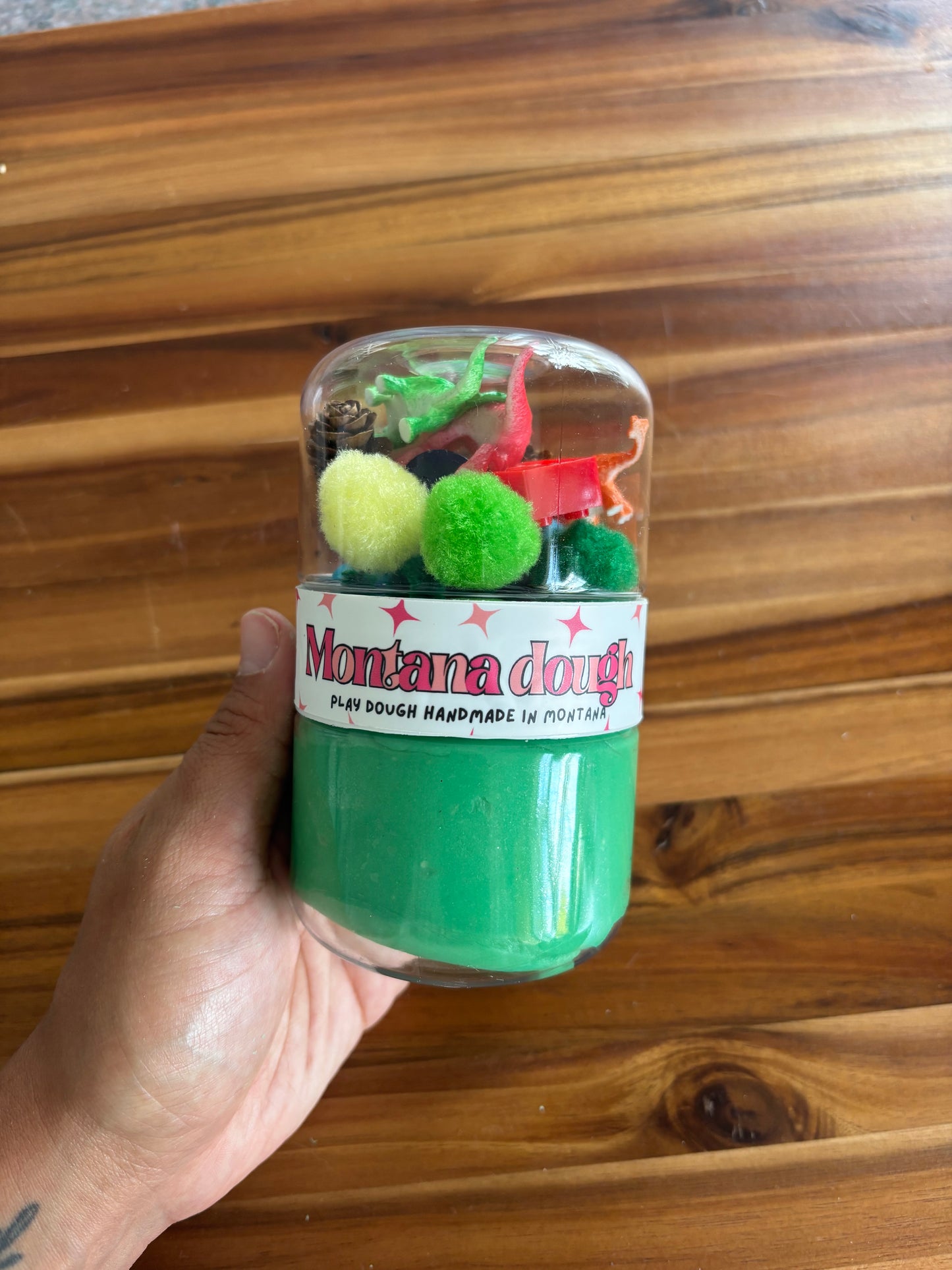 Dino Dough Capsule
