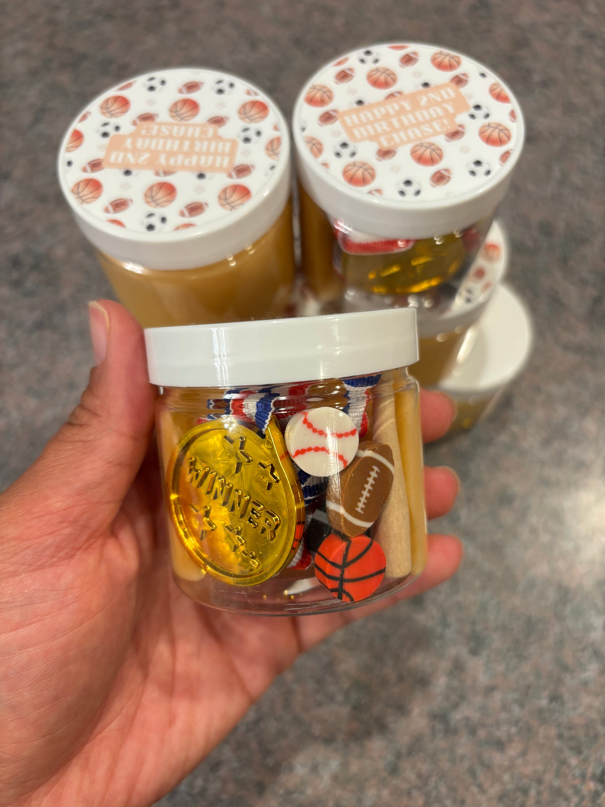 10 party favor play dough jars