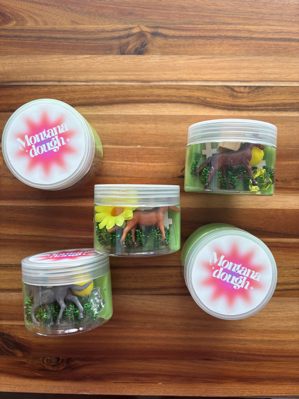 10 party favor play dough jars