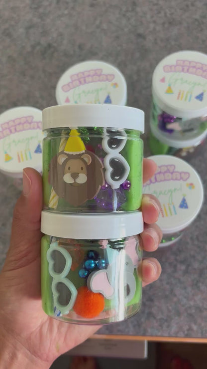 10 party favor play dough jars